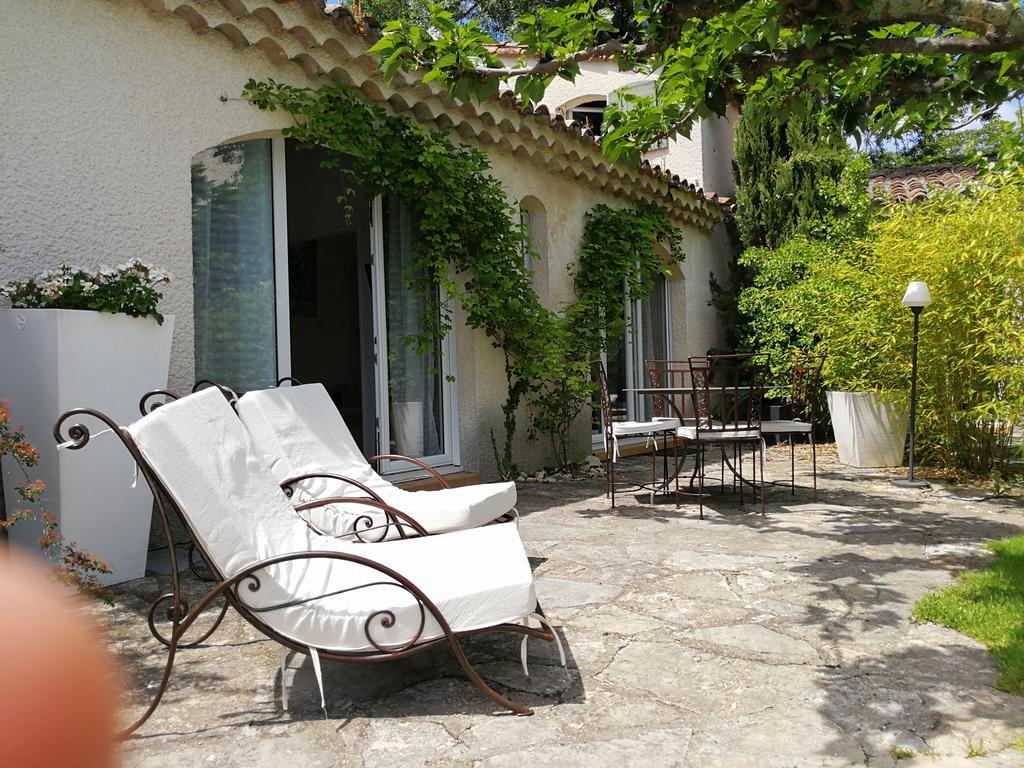 La Bastide Des Muriers Deaux Exterior photo