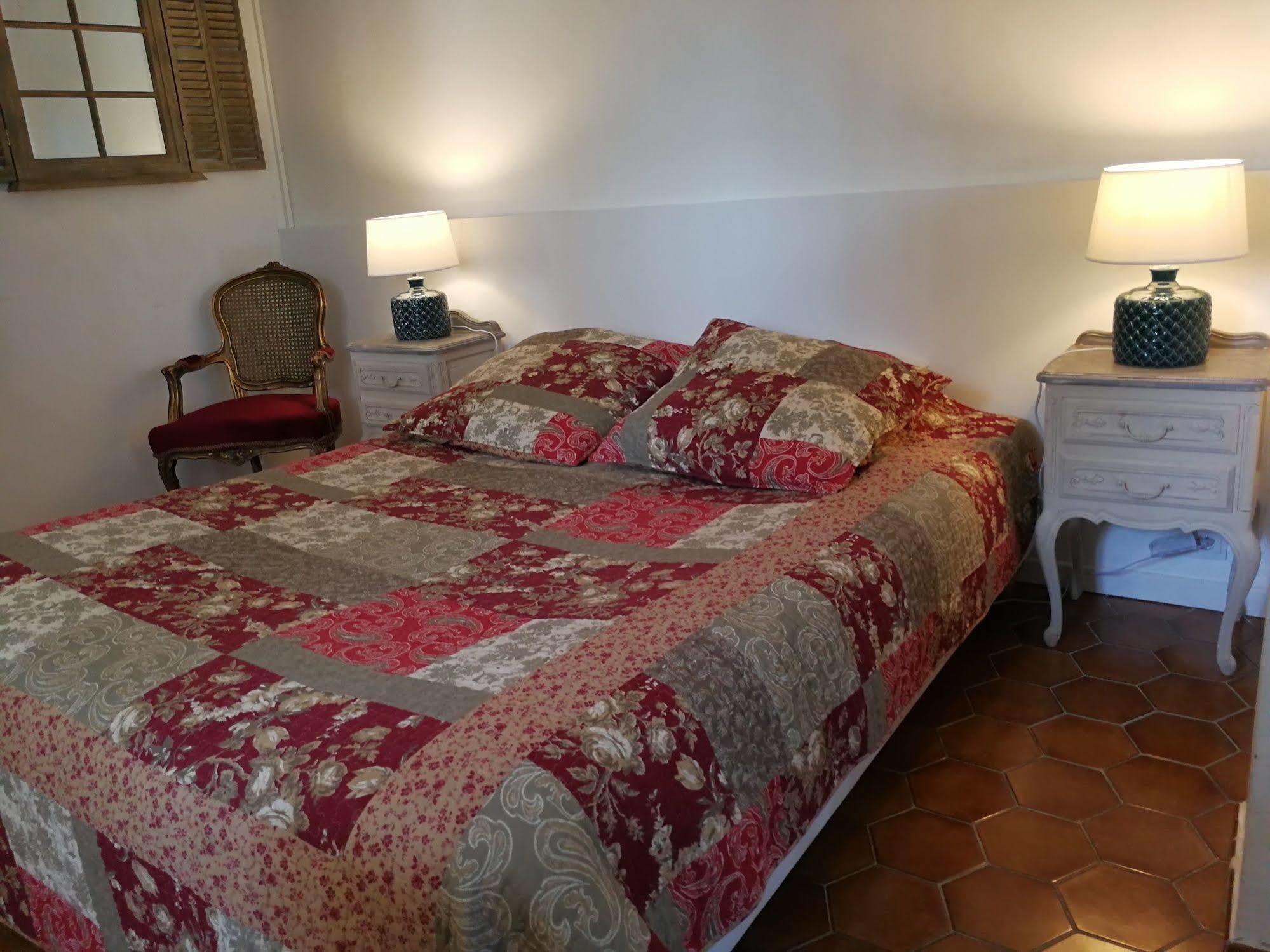 La Bastide Des Muriers Deaux Exterior photo