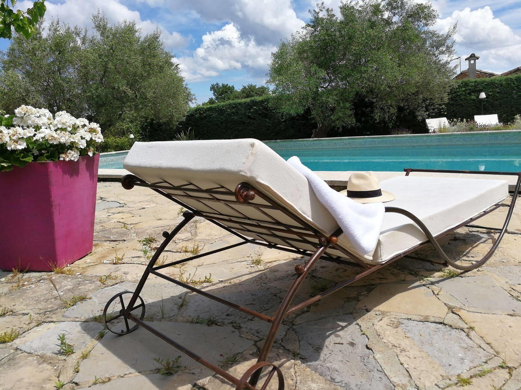 La Bastide Des Muriers Deaux Exterior photo
